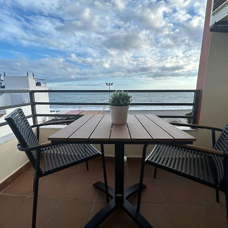 Maravilloso Apartamento En Primera Linea De Playa Con Vistas Al Mar En Caleta De Velez 2 D Экстерьер фото