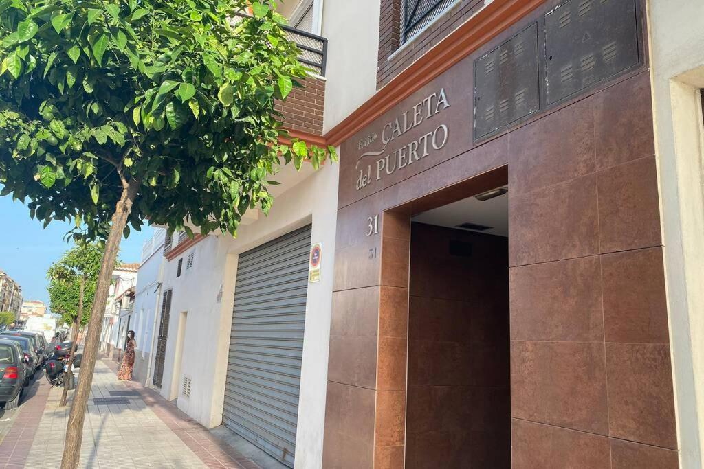 Maravilloso Apartamento En Primera Linea De Playa Con Vistas Al Mar En Caleta De Velez 2 D Экстерьер фото