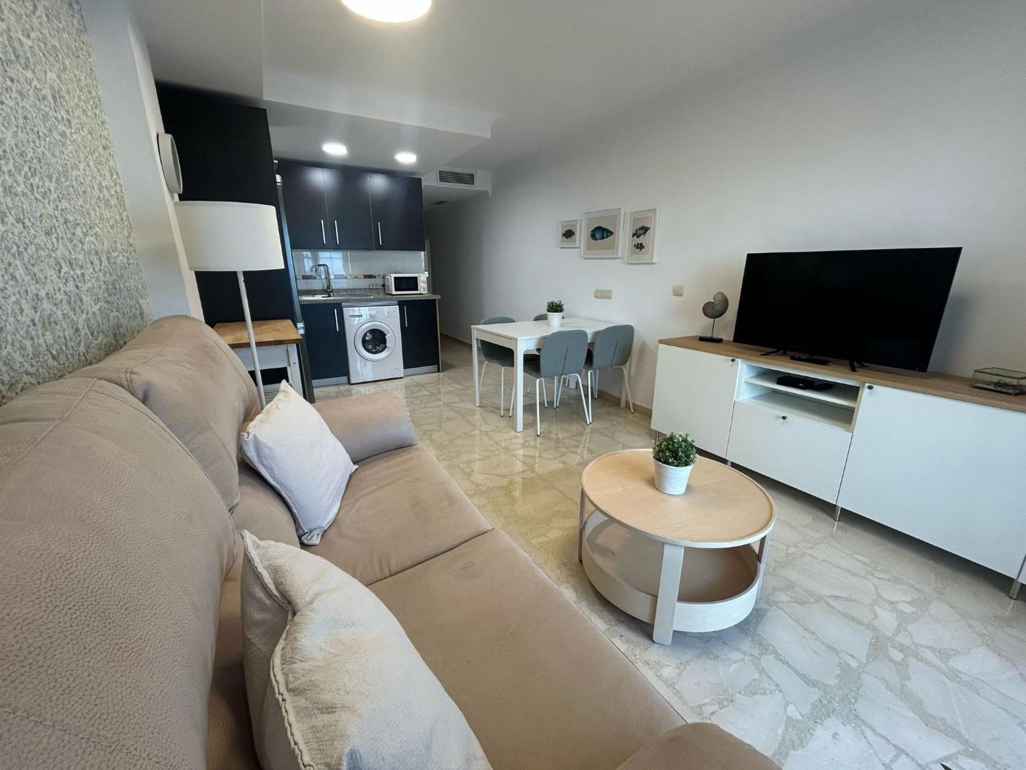 Maravilloso Apartamento En Primera Linea De Playa Con Vistas Al Mar En Caleta De Velez 2 D Экстерьер фото